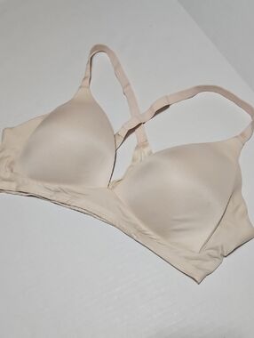 aerie Cream Sunnie Wireless Lightly Padded Everyday Bra Size 36C
